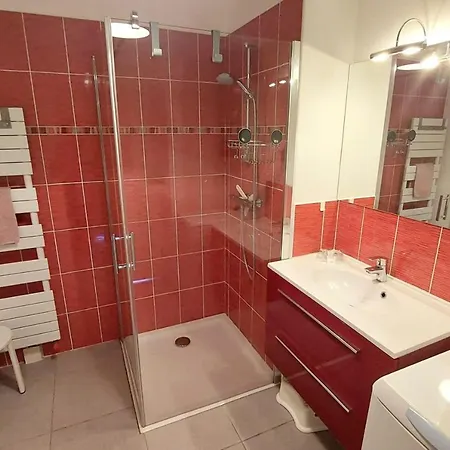 Bright Flat In Bay Of Arcachon * Ares